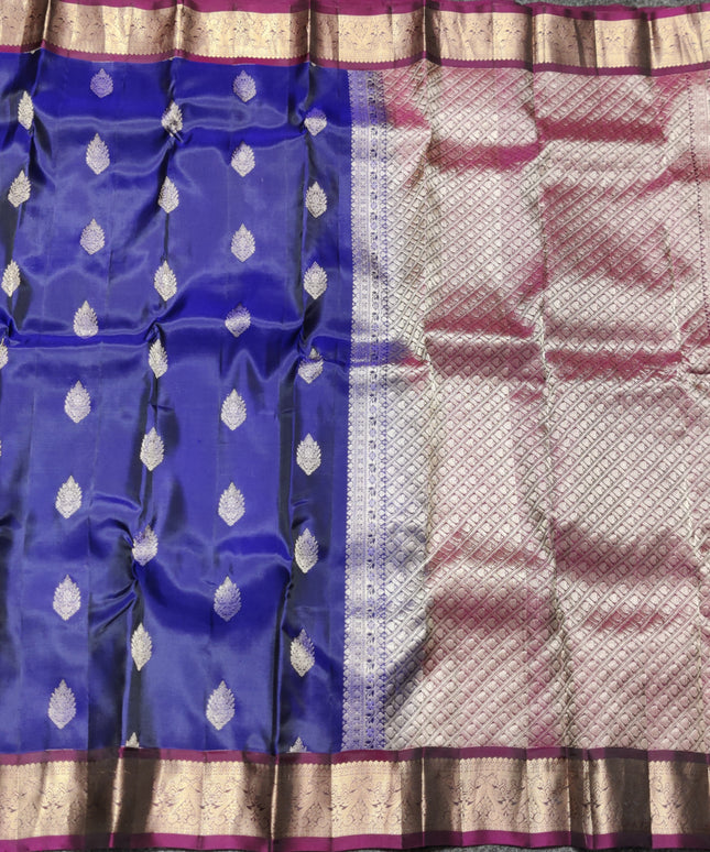 Kanchi pattu Small border saree - KMP94