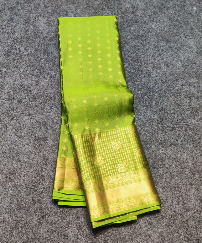 Kanchi pure vintage silk Saree - KMP3010