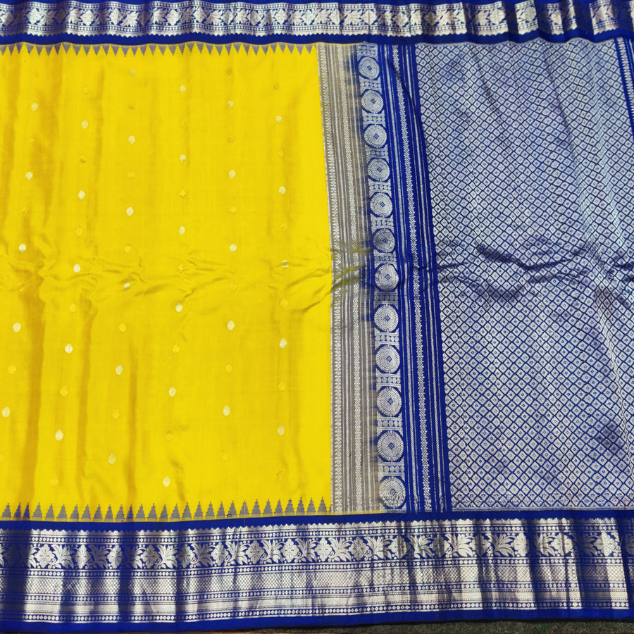 Gadwal Kuttu handloom Pure silk saree - GPS135