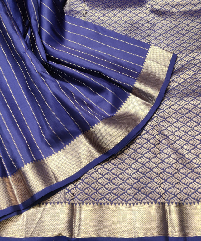 Kanchi pattu small border saree - KMP262