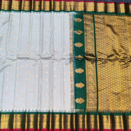 Gadwal Pure silk check Saree - GPS26