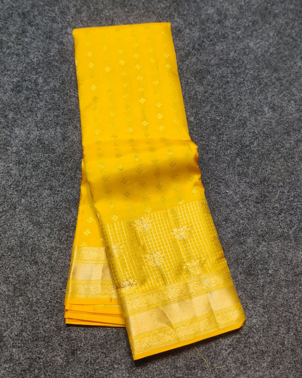 Kanchi pure vintage silk Saree - KMP3008