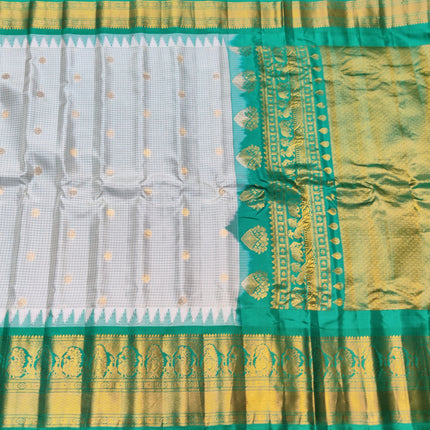 Gadwal Pure silk check Saree - GPS207