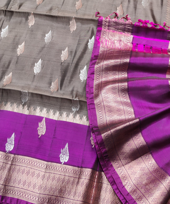 Lightweight pattu Scurt Border Saree - LWP86