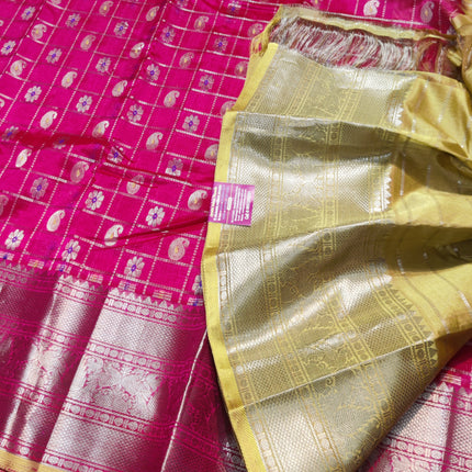 Kuppadam pattu saree - KP38