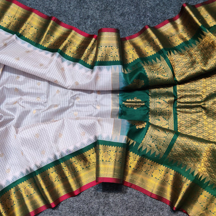 Gadwal Pure silk check Saree - GPS31