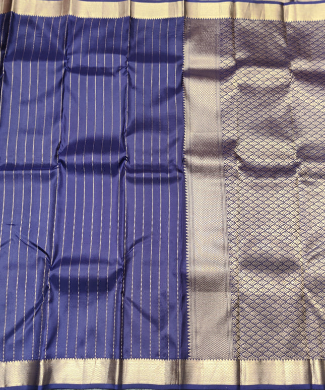 Kanchi pattu small border saree - KMP262