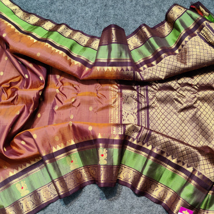 Gadwal Handloom Gap Border saree - GPS93