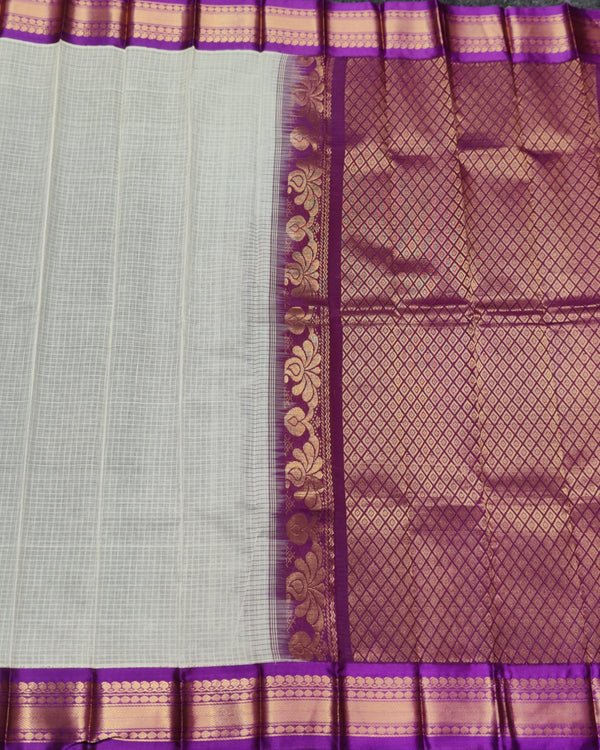 Gadwal cotton check - GC16 alternate view