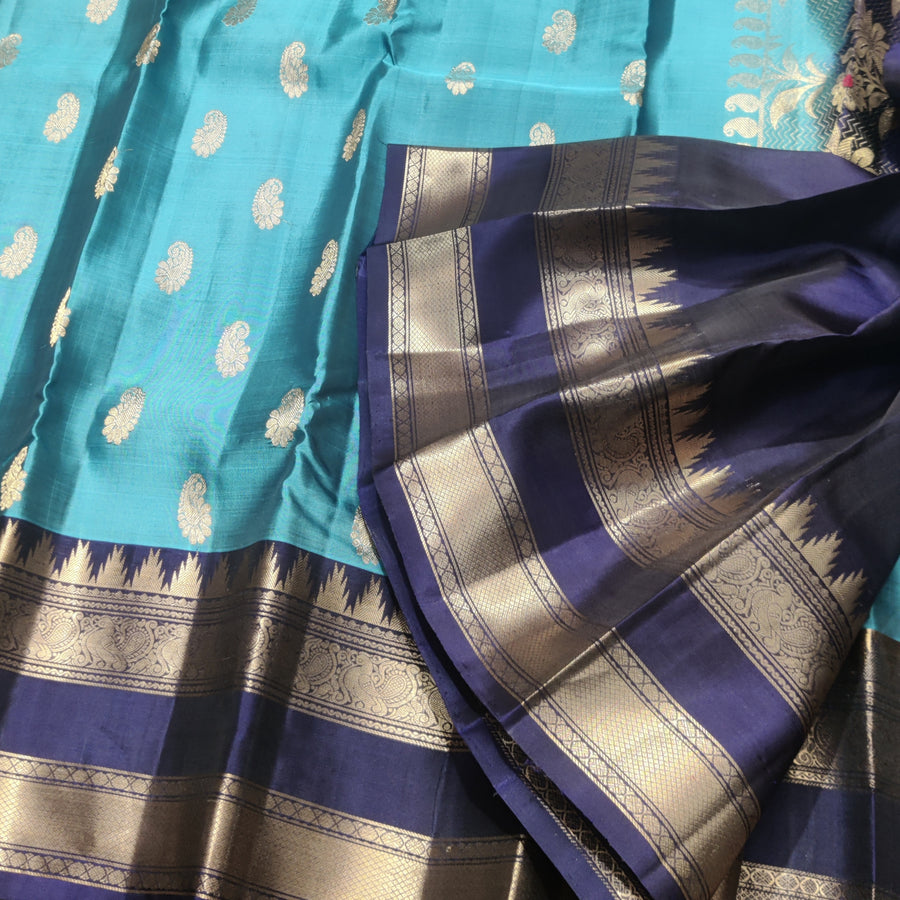 Kanchi Vintage Gap border pattu - KMP350