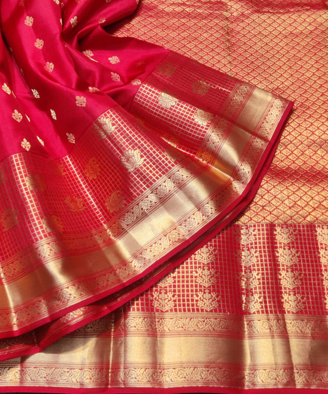 Kanchi pure vintage silk Saree - KMP3009