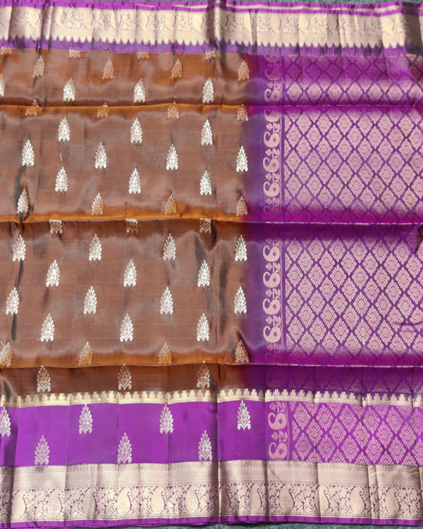 Lightweight pattu Scurt Border Saree - LWP316 alternate view