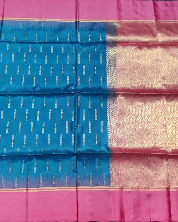 Soft Handloom Pure silk saree - SFT508 alternate view