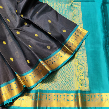 Kanchipattu small border saree - KMP206