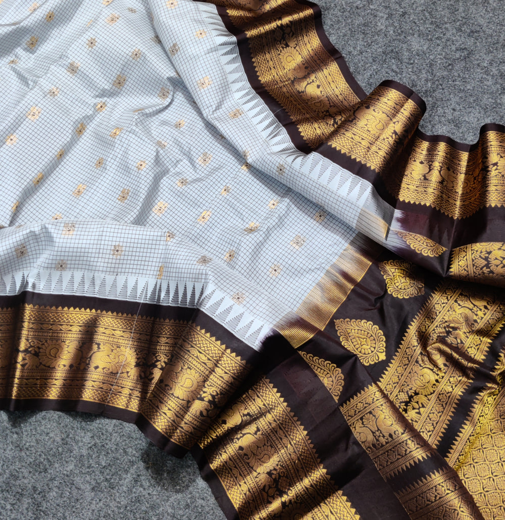 Gadwal check design pure silk- GPS26