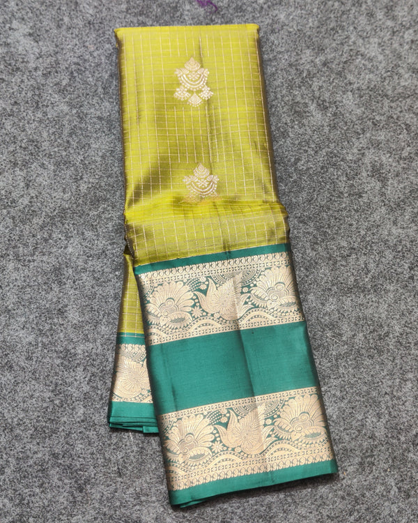Kanchi Vintage Gap border pattu - KMP343