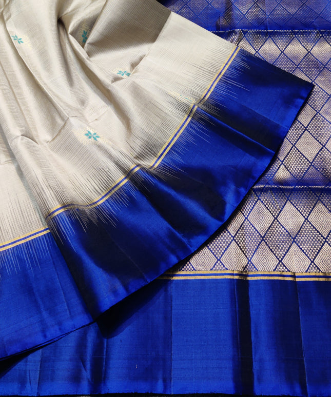 Soft Handloom Pure silk saree - SFT510