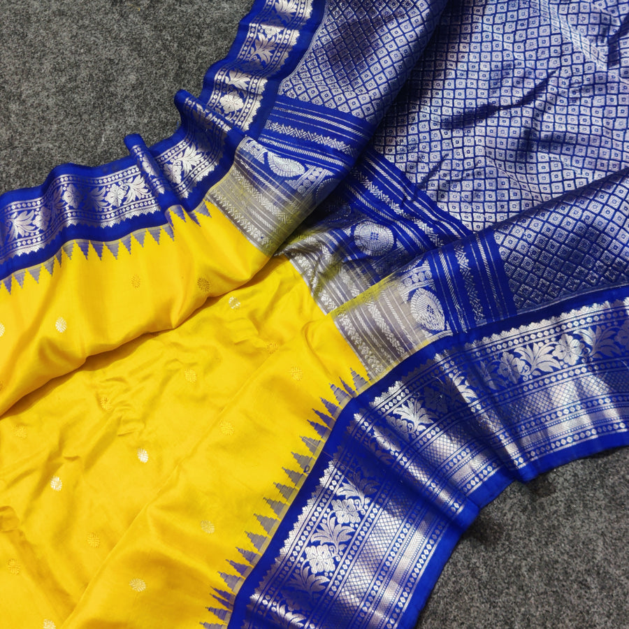 Gadwal Kuttu handloom Pure silk saree - GPS135