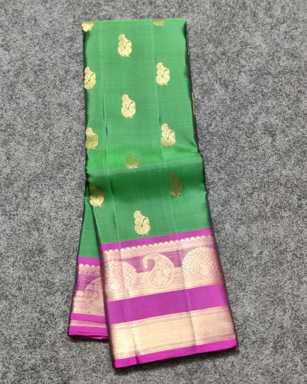 Kanchi Vintage Gap border pattu - KMP273