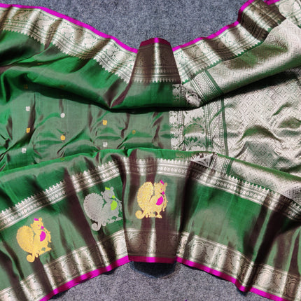 Gadwal Handloom Gap Border saree - GPS94