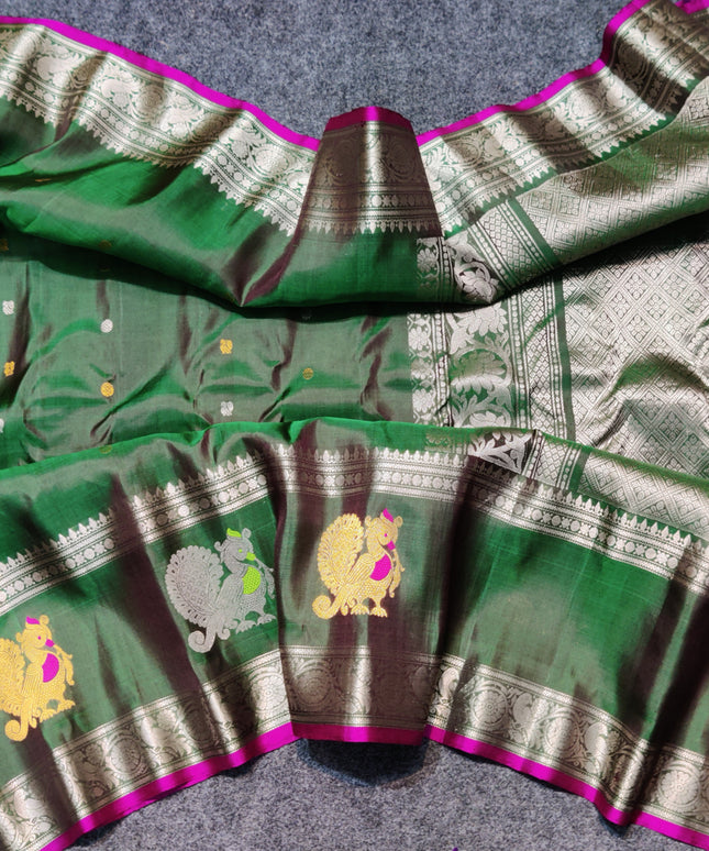 Gadwal Handloom Gap Border saree - GPS94