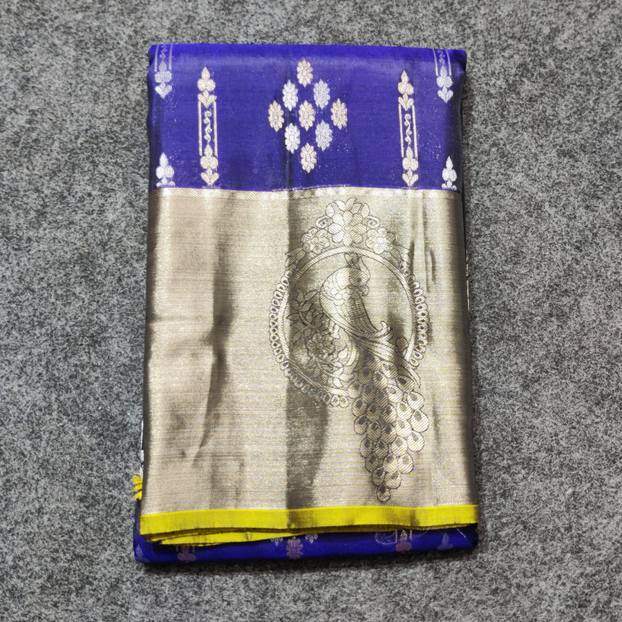 Lightweight pattu Scurt Border Saree - LWP411