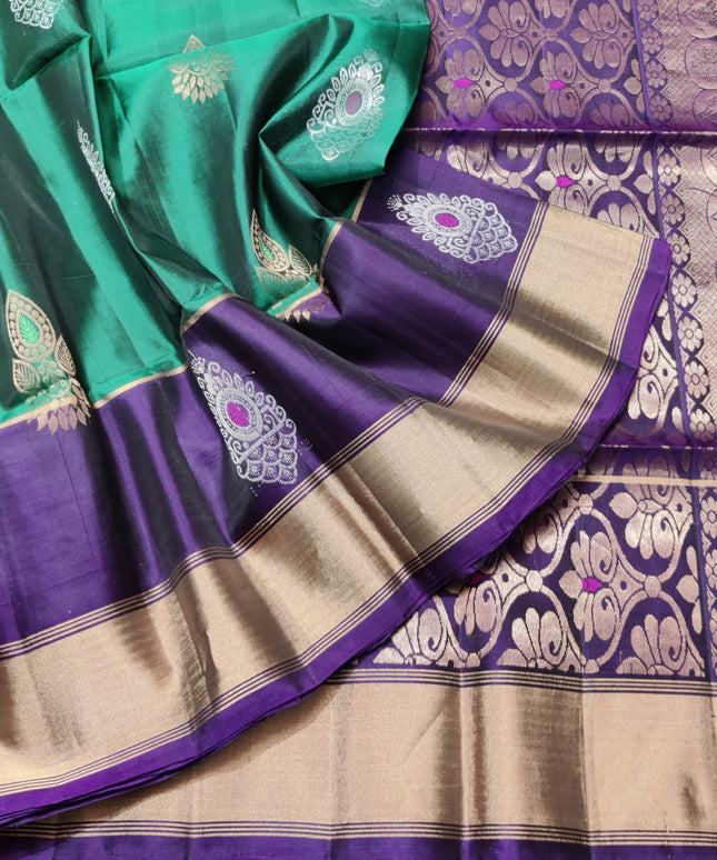 Lightweight pattu Scurt Border Saree - LWP150