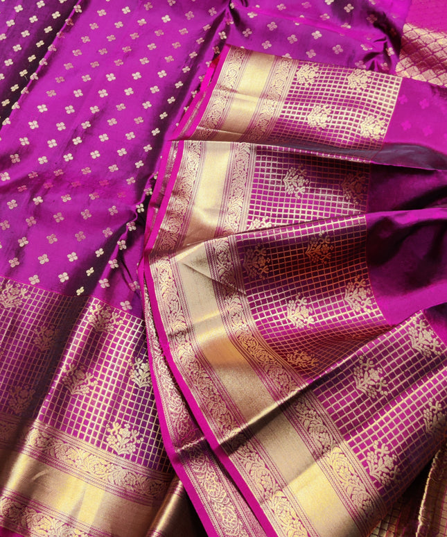 Kanchi pure vintage silk Saree - KMP2074