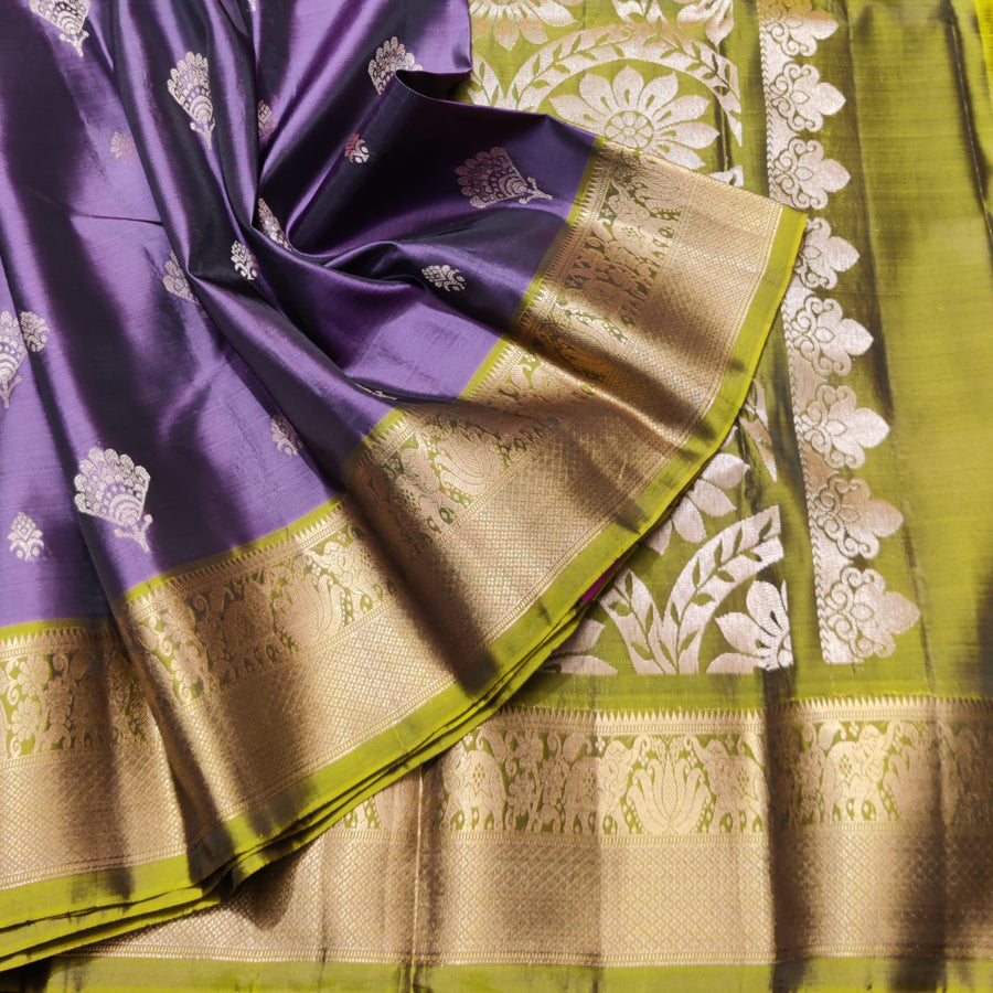 Kanchi Vintage Small border pattu - KMP82