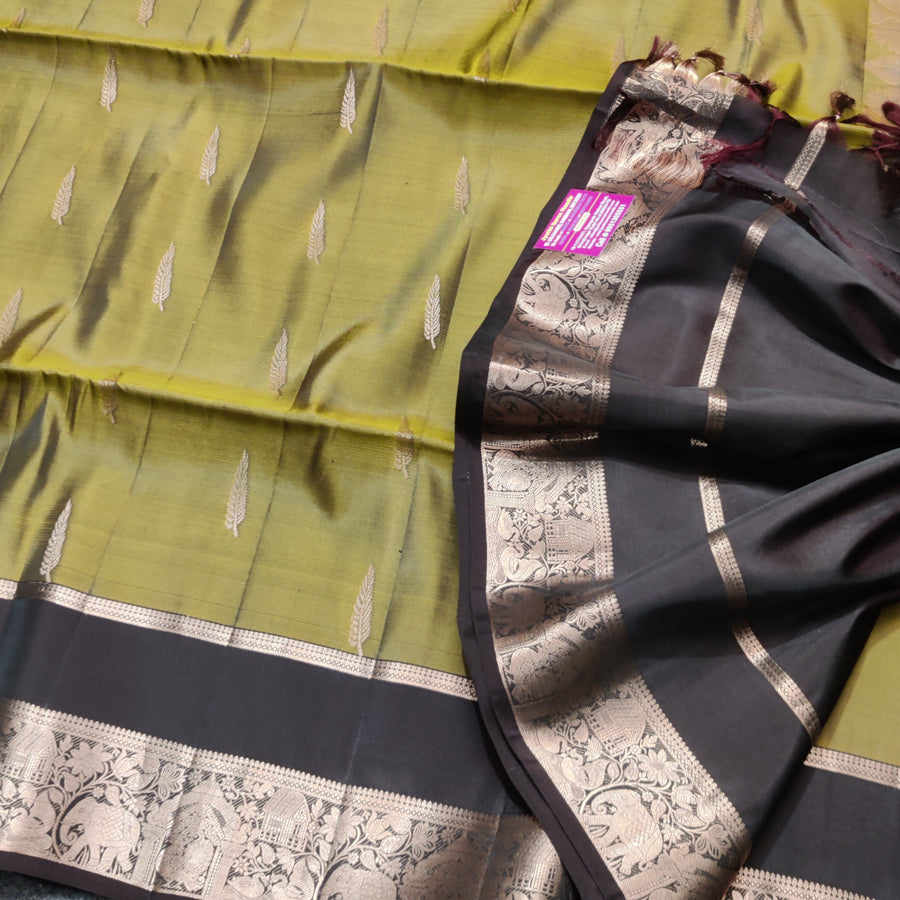 Vintage Lightweight Gap border pattu - LWP263