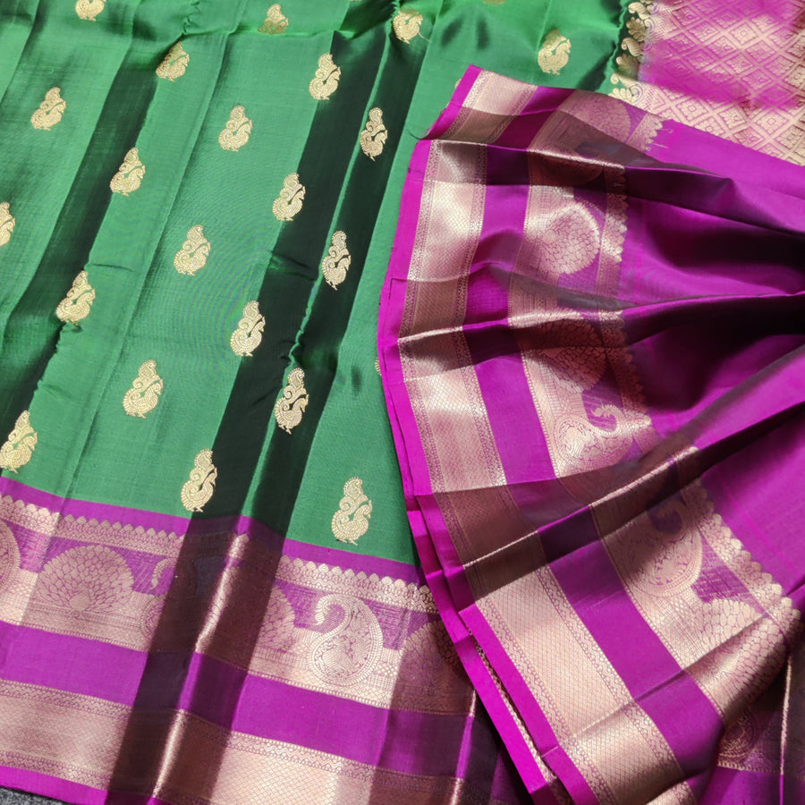 Kanchi Vintage Gap border pattu - KMP273