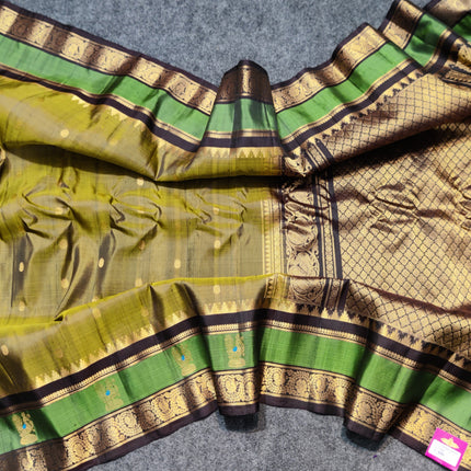 Gadwal Handloom Gap Border saree - GPS92