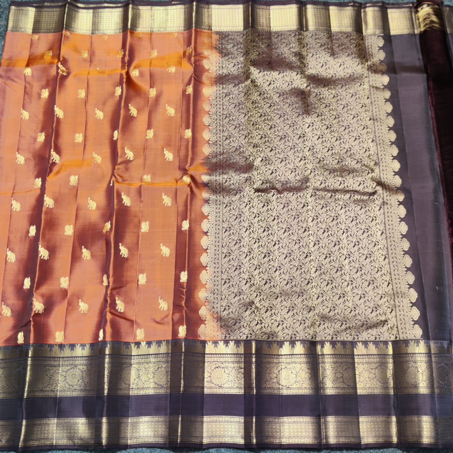 Kanchi Vintage Gap border pattu - KMP220