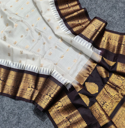 Gadwal check design pure silk- GPS29
