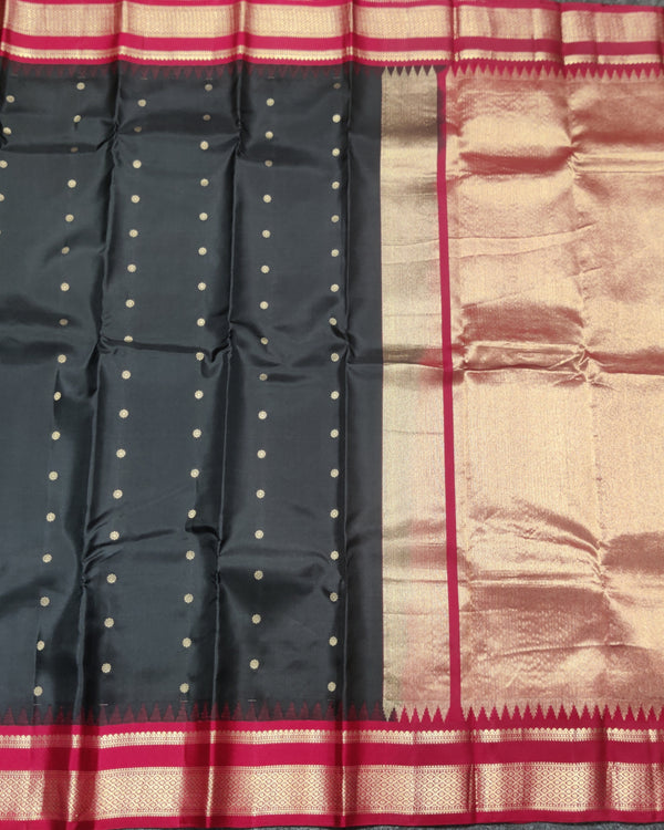 Kanchi Handloom Vintage Gap Border - KMP31 alternate view