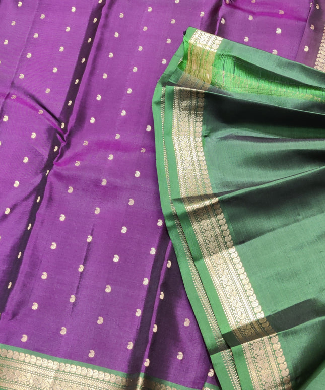 Kanchi pattu small border saree - KMP251