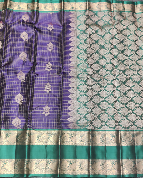 Kanchi Vintage Gap border pattu - KMP342 alternate view