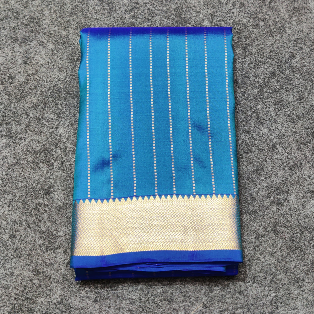 Kanchi pattu small border saree - KMP256