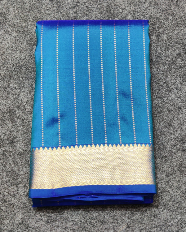 Kanchi pattu small border saree - KMP256