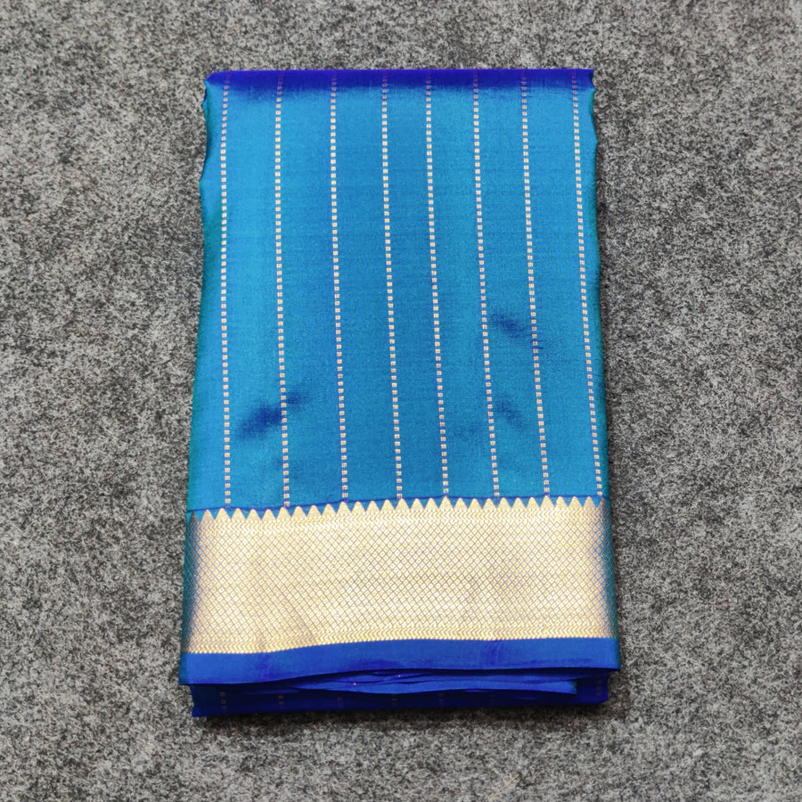 Kanchi pattu small border saree - KMP256