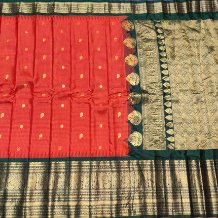 Gadwal Pure silk check Saree - GPS201