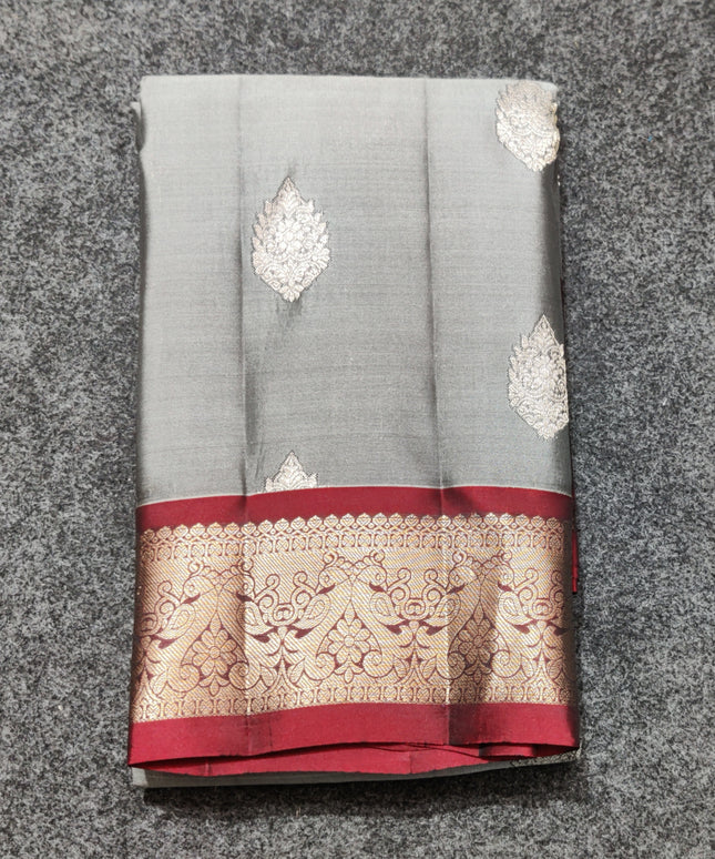 Kanchi pattu Small border saree - KMP91