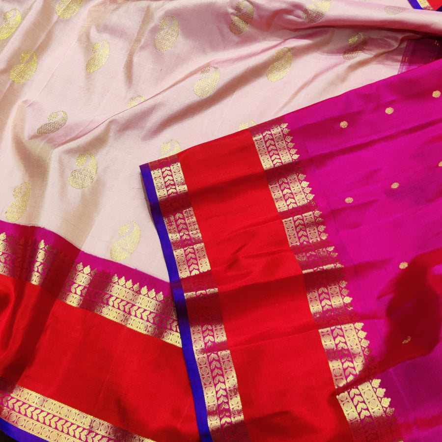 Gadwal Kuttu handloom Pure silk saree - GPS233