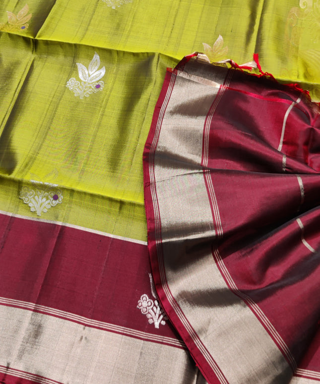 Lightweight pattu Scurt Border Saree - LWP88