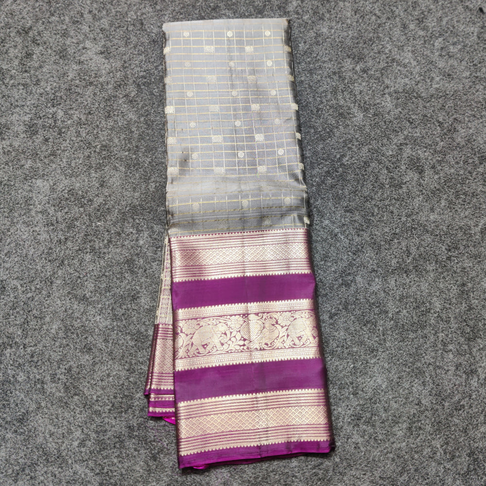 Kanchi Vintage Gap border pattu - KMP105