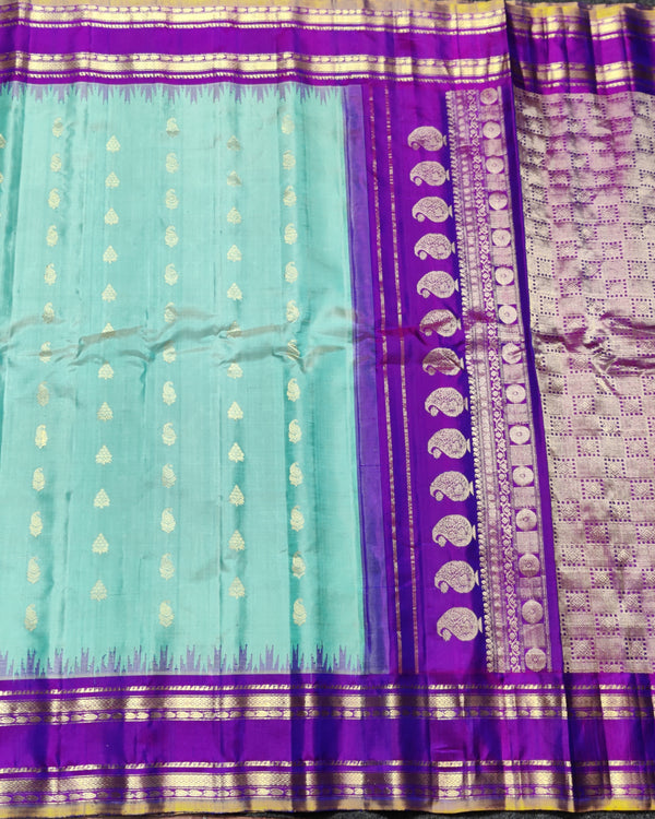 Gadwal Kuttu handloom Pure silk saree - GPS235 alternate view