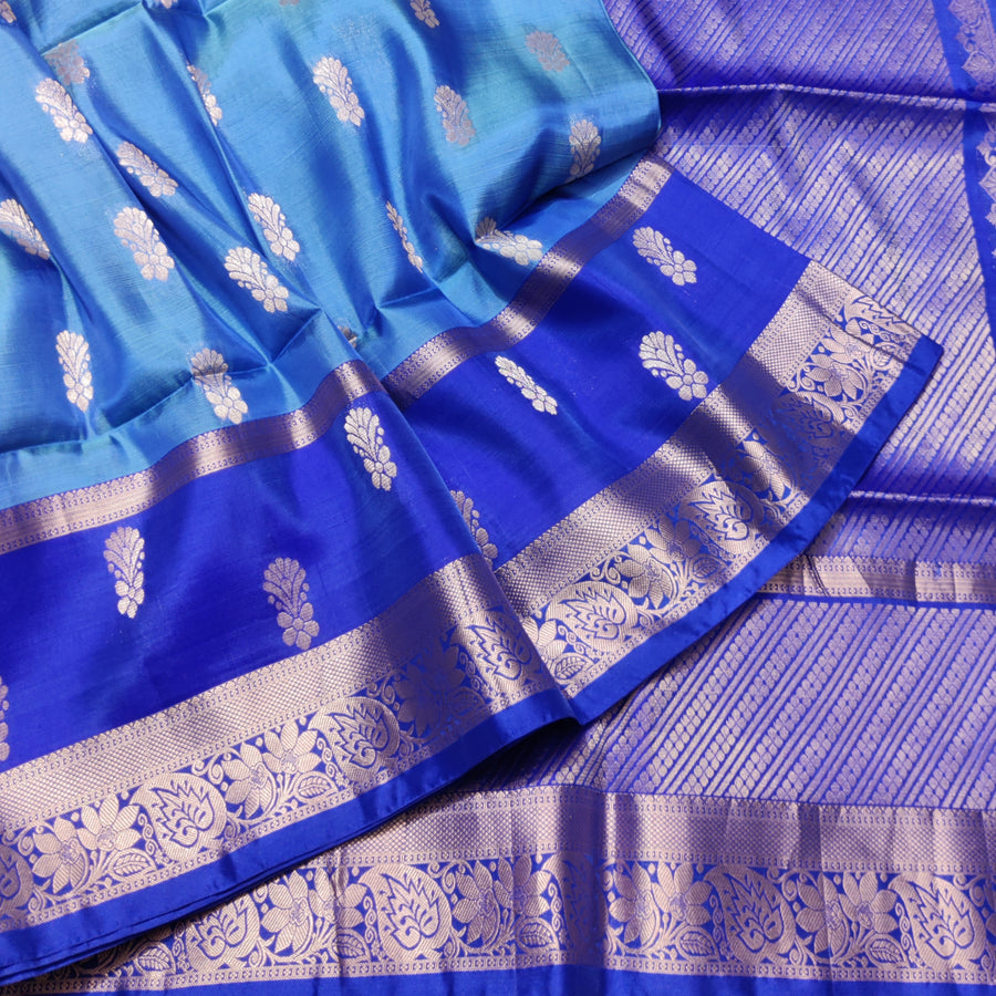 Lightweight pattu Scurt Border Saree - LWP08