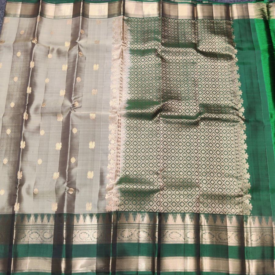 Kanchi Vintage Gap border pattu - KMP353