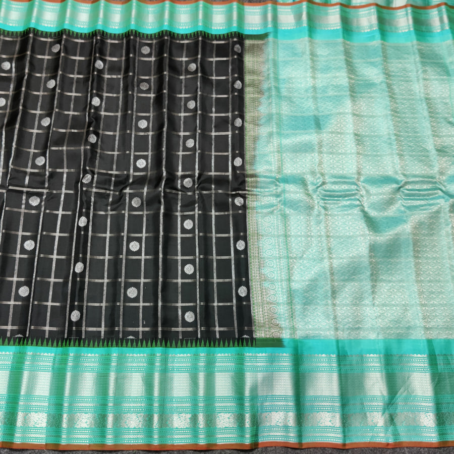 Gadwal check design pure silk- GPS21