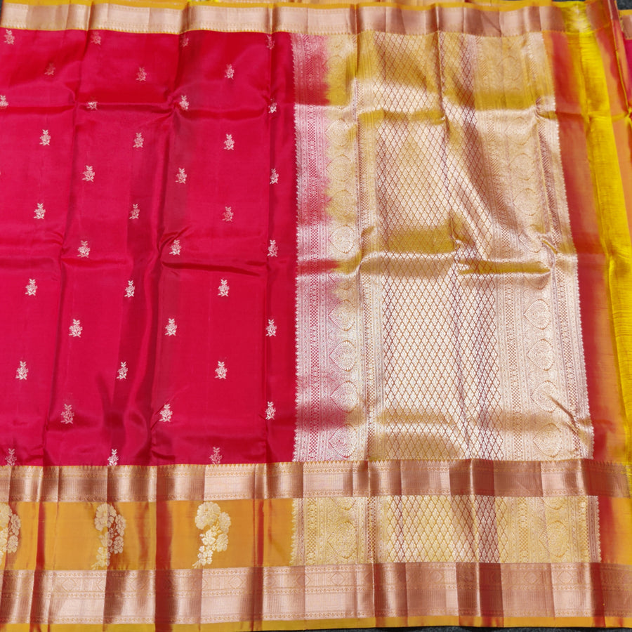 Madhuram Pattu Saree - MP153